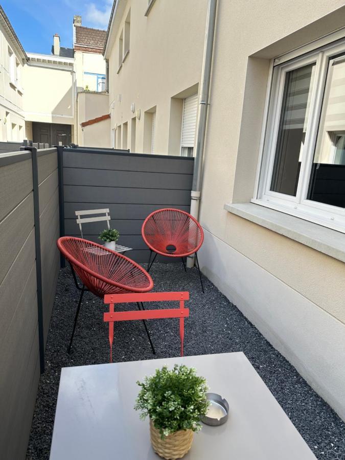Le Sacre - Centre - Cour Privative - Parking Leilighet Reims Eksteriør bilde